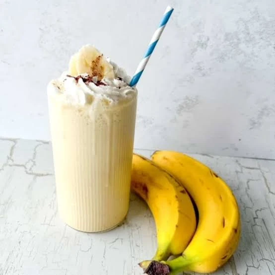 BANANA SHAKE